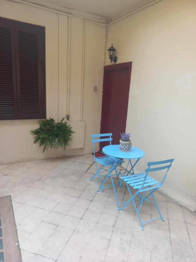 Monolocale Suite Con Terrazzino โรม ภายนอก รูปภาพ