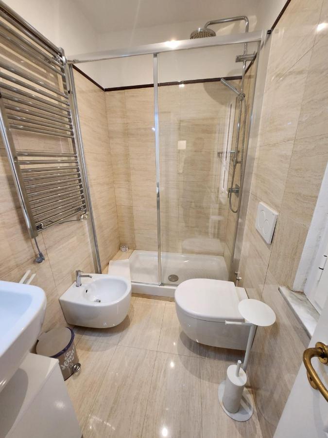 Monolocale Suite Con Terrazzino โรม ภายนอก รูปภาพ