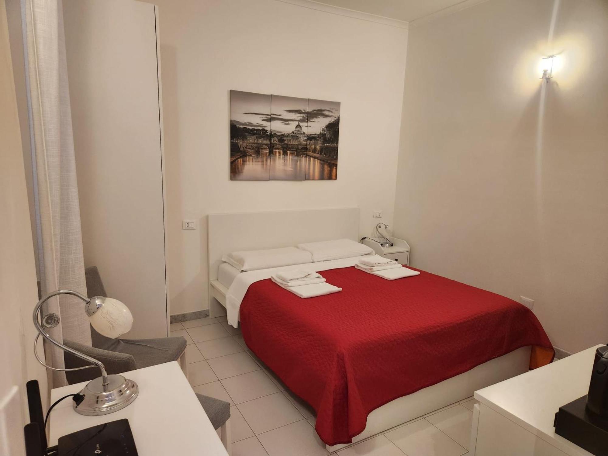 Monolocale Suite Con Terrazzino โรม ภายนอก รูปภาพ